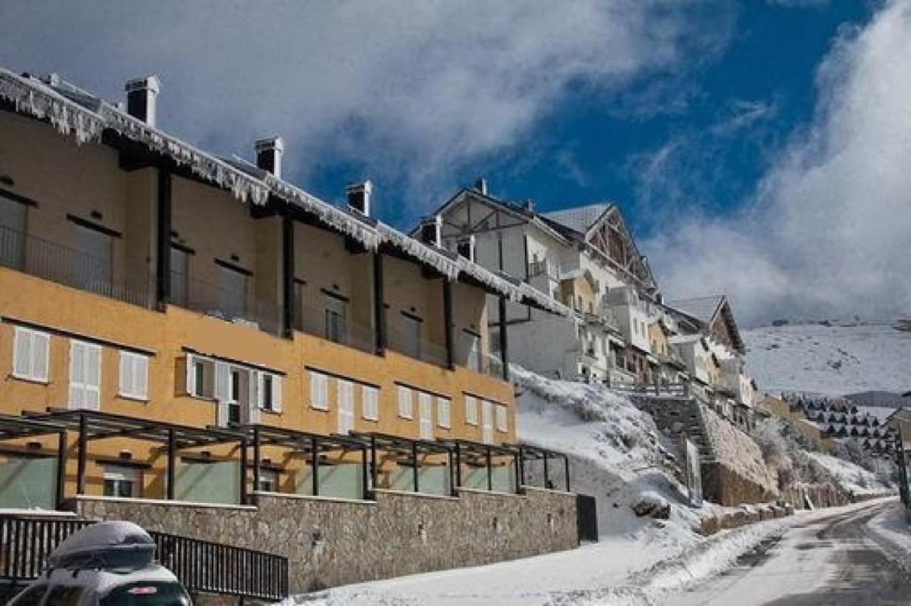Vista Nevada Ski Lodge Сьерра-Невада Экстерьер фото
